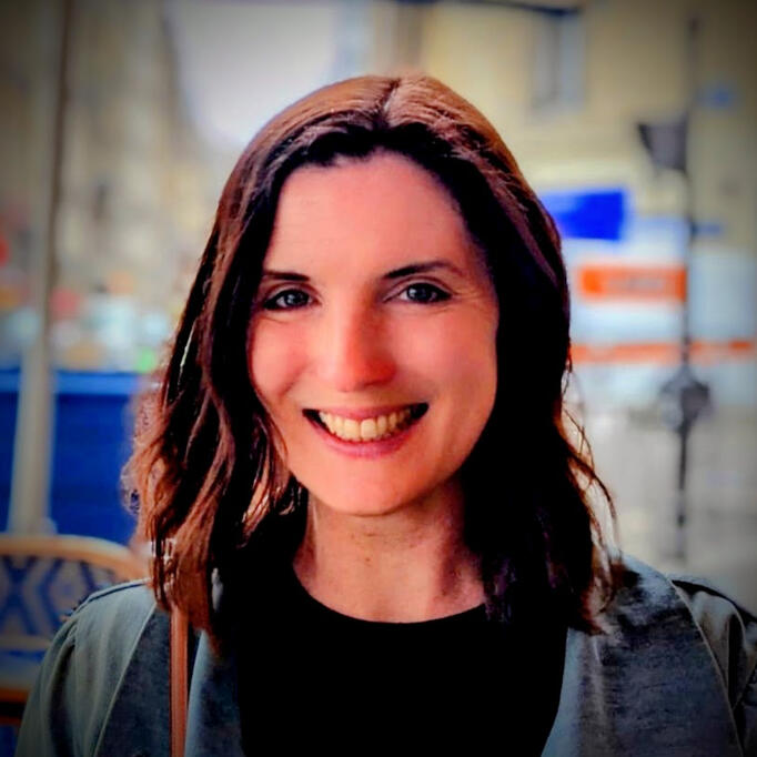 Lauren Cave Lauren-Cave-Children's_Picture-Book-Writer